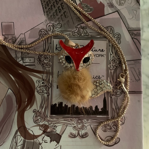 Furry Red Gold Crystal Fox Necklace - Picture 11 of 12